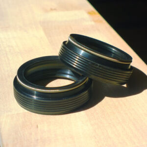 Kit selllos de polvo, 35mm, Pike, WSS model, 2 retenes negro y 2 esponjas